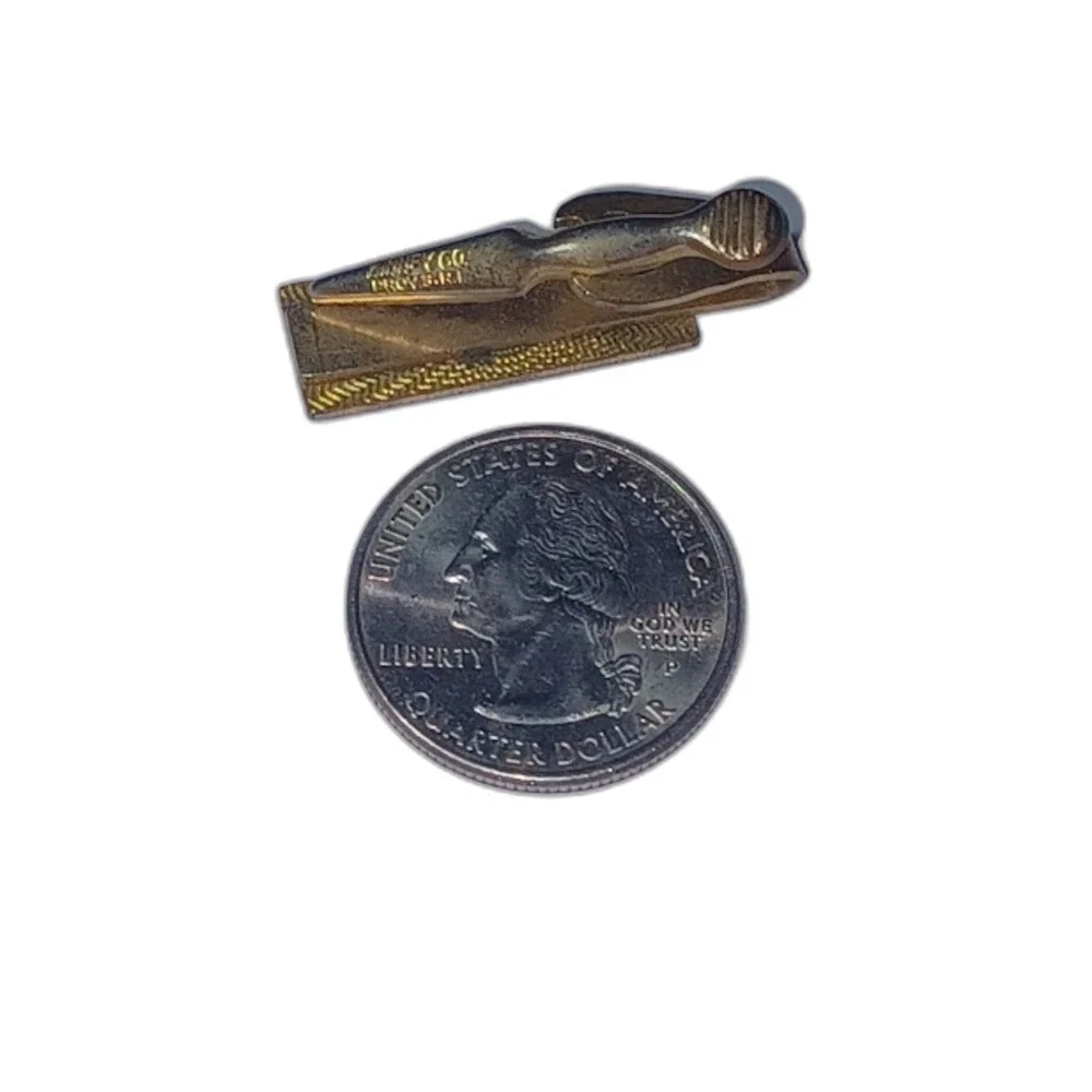 -Fleur de Lis Multi Color BSA Boy Scouts Vintage KINNEY CO SMALL Tie Bar Clip